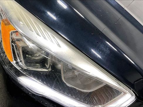 Used 2018 Ford Escape SEL image 31