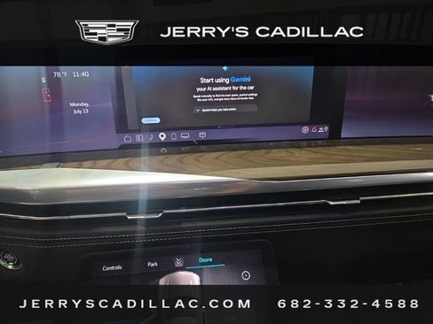 Used 2025 Cadillac Escalade Sport Platinum AWD/4WD image 11