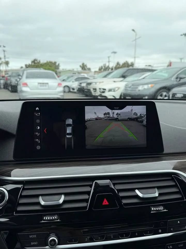 Used 2018 BMW 530e RWD image 7