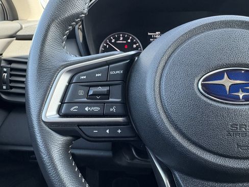 Used 2025 Subaru Outback Premium AWD/4WD image 15