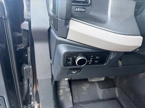 Used 2024 Ford Bronco Wildtrak AWD/4WD image 11