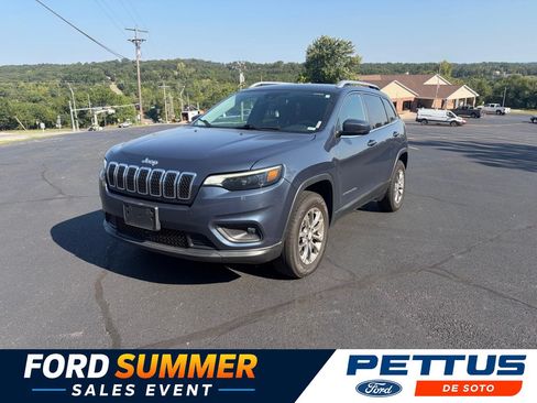 Used 2021 Jeep Cherokee Latitude Plus AWD/4WD image 1