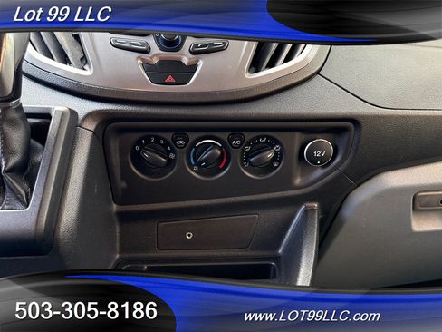 Used 2018 Ford Transit 350 XLT image 34