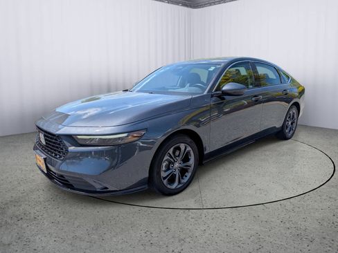 Used 2025 Honda Accord EX-L image 6