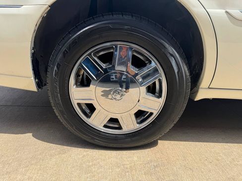 Used 2009 Cadillac DTS Limousine FWD image 63