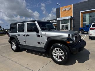 Used 2023 Jeep Wrangler Unlimited Sport AWD/4WD video 1