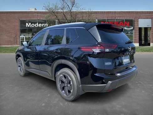 New 2026 Nissan Rogue S image 2