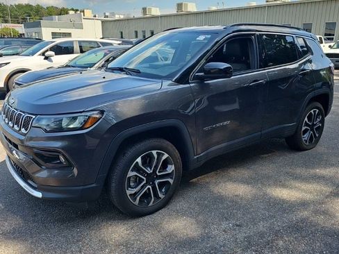 Used 2023 Jeep Compass Limited AWD/4WD image 1