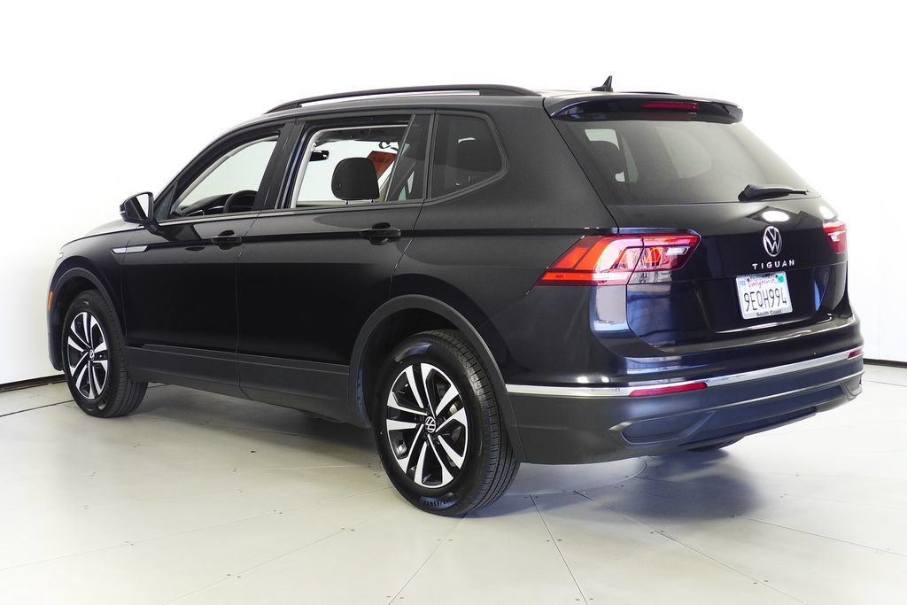 Used 2023 Volkswagen Tiguan S w/ Driver Assistance Package FWD image 9