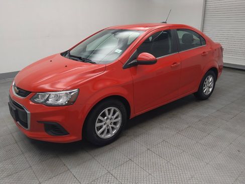 Used 2020 Chevrolet Sonic LT FWD image 2