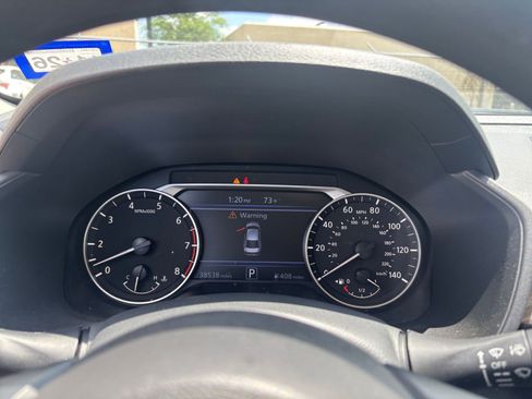 Used 2025 Nissan Altima 2.5 SV image 39