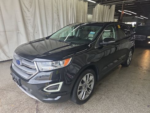 Used 2018 Ford Edge Titanium w/ Equipment Group 302A AWD/4WD image 7