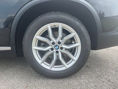 Used 2023 BMW X5 xDrive40i w/ Premium Package AWD/4WD image 15