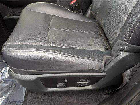 Used 2018 RAM 3500 Laramie image 12