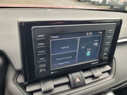 Used 2020 Toyota RAV4 XLE w/ Convenience Package image 14