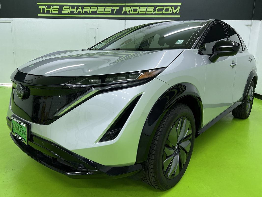 Used 2023 Nissan Ariya AWD image 5