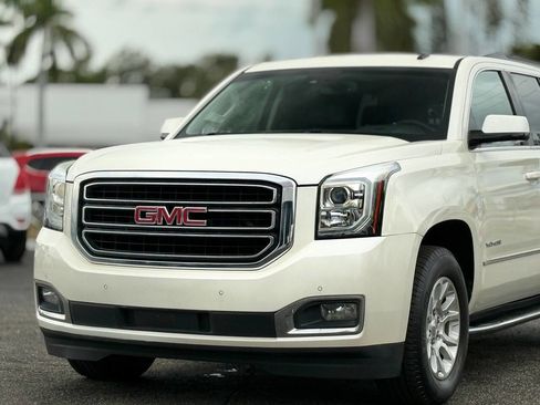Used 2015 GMC Yukon SLT w/ Open Road Package AWD/4WD image 2