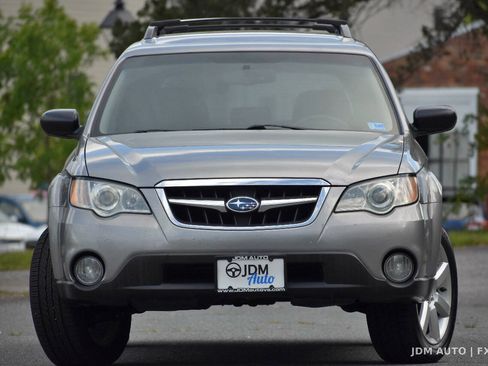Used 2008 Subaru Outback 2.5i L.L. Bean AWD/4WD image 3