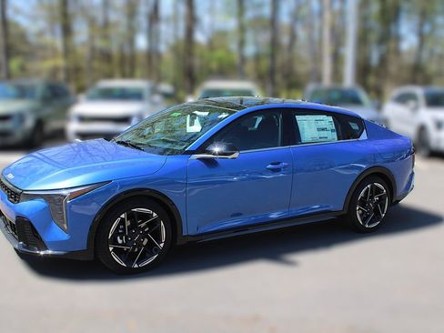 New 2026 Kia K4 GT-Line FWD image 4