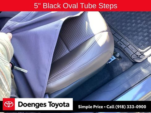 Used 2018 Toyota Tacoma Limited image 8