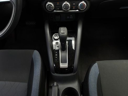 Used 2025 Nissan Versa SV FWD image 13