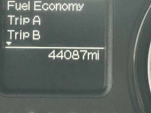 Used 2022 RAM 1500 Classic Warlock image 12