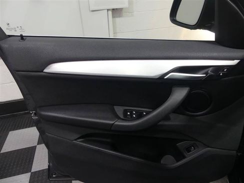 Used 2017 BMW X1 xDrive28i AWD/4WD image 17