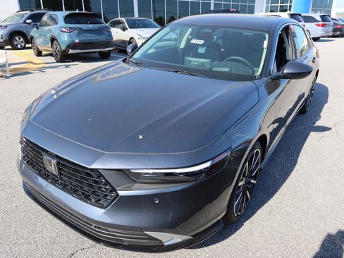 New 2026 Honda Accord Touring image 2