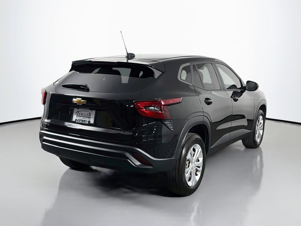 Used 2024 Chevrolet Trax LS FWD image 7