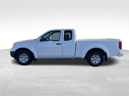 Used 2019 Nissan Frontier S RWD image 3