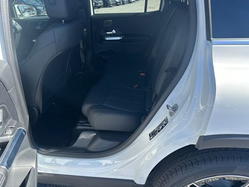 New 2026 Mercedes-Benz GLB 250 image 21