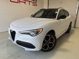 Used 2022 Alfa Romeo Stelvio Veloce image 2