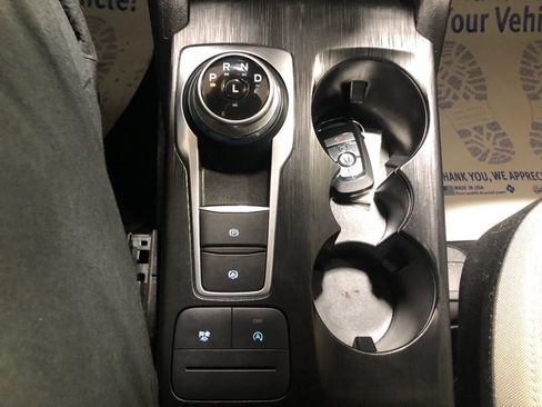 Used 2022 Ford Escape SE w/ Cold Weather Package image 28