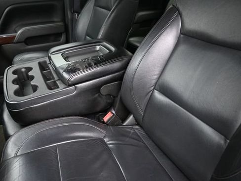 Used 2015 GMC Sierra 1500 SLE w/ SLE Value Package RWD image 18