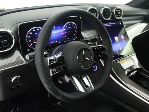 New 2025 Mercedes-Benz GLC 43 AMG 4MATIC image 5