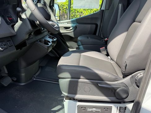 New 2026 Mercedes-Benz Sprinter 2500 image 22