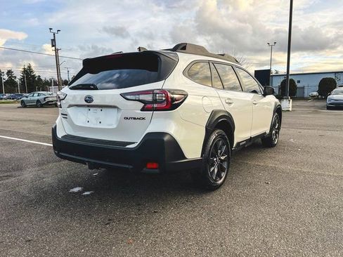 Used 2025 Subaru Outback Onyx Edition image 6