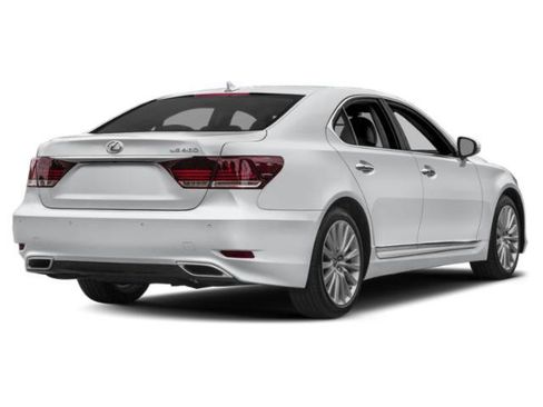Used 2015 Lexus LS 460 w/ Comfort Package RWD image 3