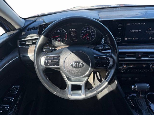 Used 2021 Kia K5 EX FWD image 12