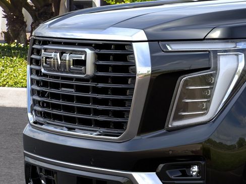 New 2026 GMC Yukon Elevation w/ Elevation Premium Package AWD/4WD image 13