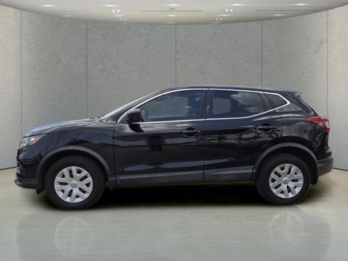 Used 2020 Nissan Rogue Sport S FWD image 9