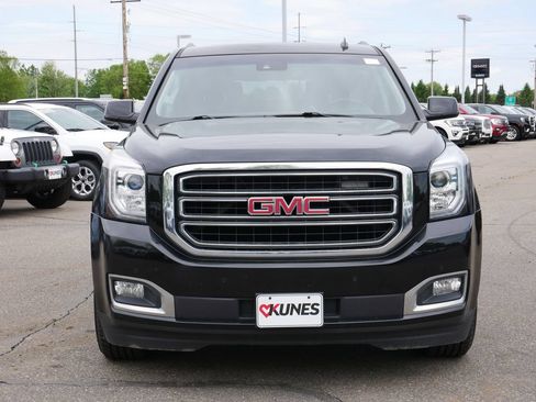 Used 2015 GMC Yukon XL SLT w/ Open Road Package AWD/4WD image 2