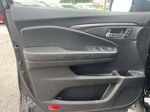 Used 2021 Honda Pilot Special Edition image 14