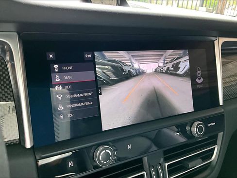 Used 2023 Porsche Macan GTS image 26