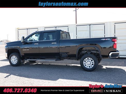 Used 2022 Chevrolet Silverado 3500 LTZ w/ LTZ Convenience Package image 34