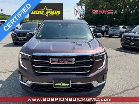 Certified 2024 GMC Acadia Elevation w/ Luxury Package AWD/4WD image 6