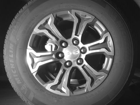 Used 2026 GMC Sierra 1500 SLT AWD/4WD image 14