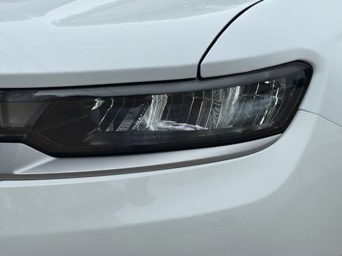 New 2026 Jeep Grand Cherokee L Limited AWD/4WD image 9