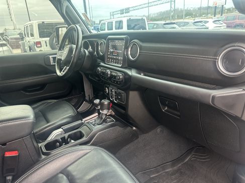 Used 2021 Jeep Gladiator Overland w/ Popular Equipment Package image 29