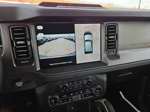 New 2026 Ford Bronco Badlands AWD/4WD image 24